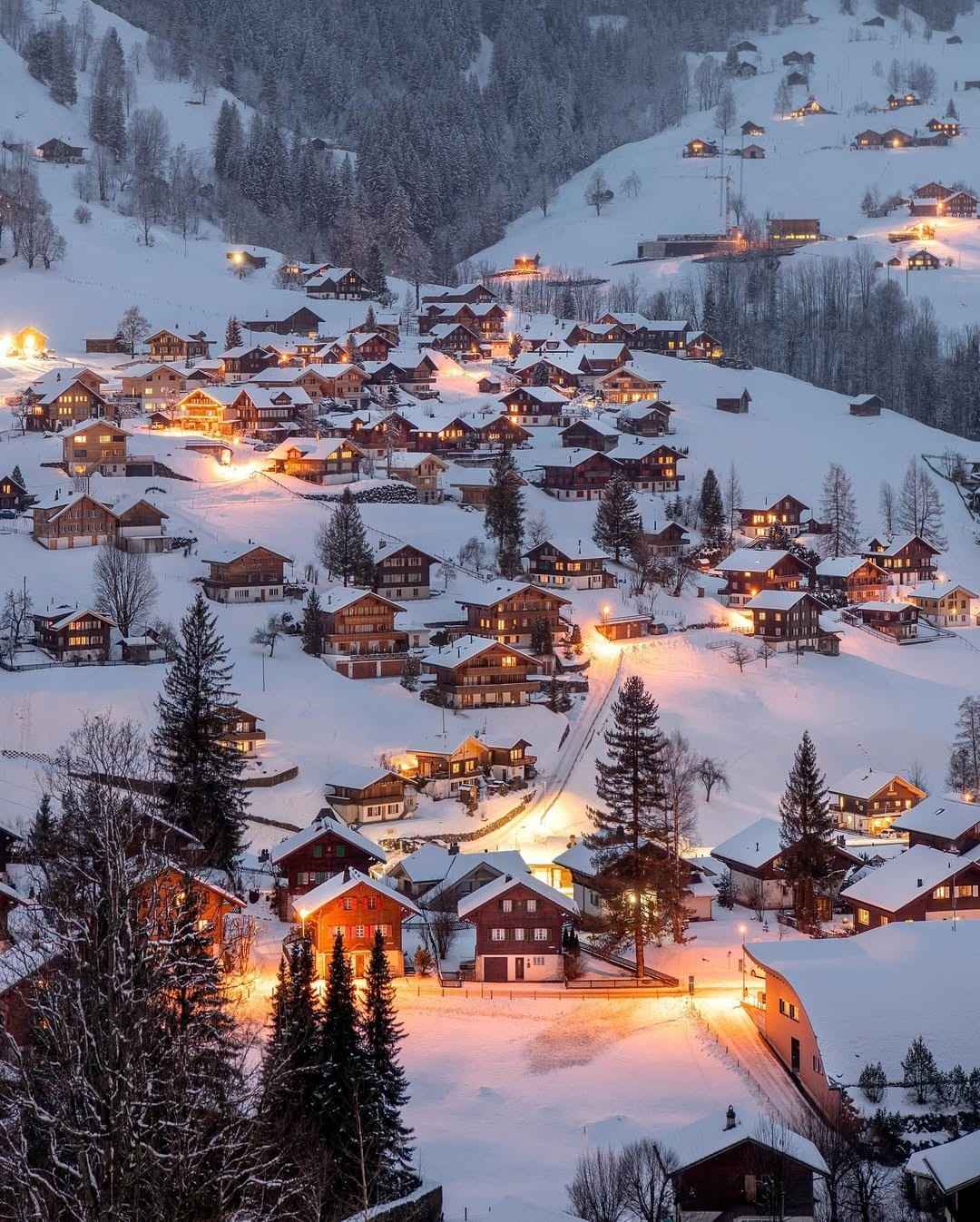 Grindelwald's-Grandeur
