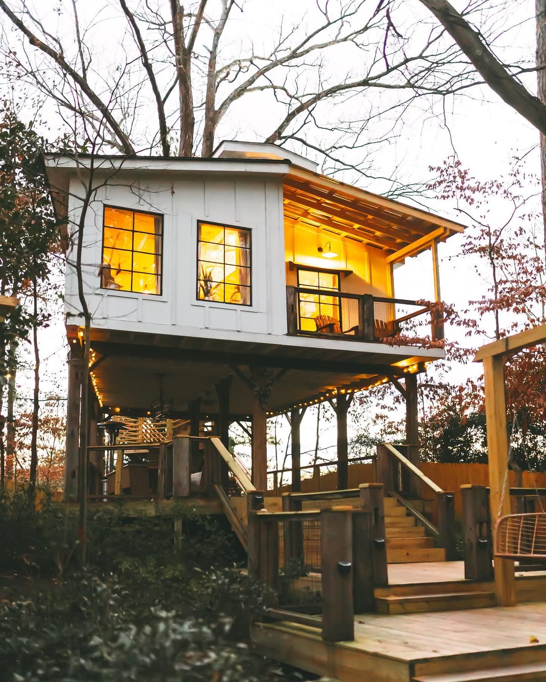 unique airbnbs in the u.s. treehouse stay